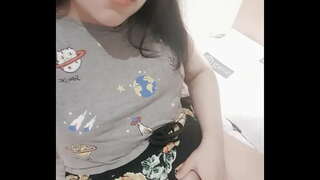 Шлюшка падлетак запісвае відэа для свайго татачкі