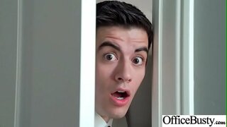 Chica puta (Diamond Jackson) Con la Ronda de Tetas Enormes Obtener Clavado En la Oficina de la vid-09