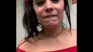 R. Jebi Od TINEJDŽER Dušo Violet Starr Na Instagram Za Njen Bivši Momak