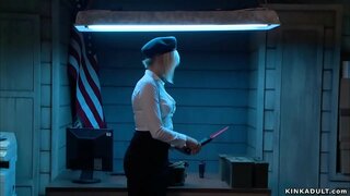 Чувак звязаў і трахнул дазнаўцы