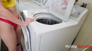 Адна з Маіх абавязкаў - Трахнуць Майго бацькі